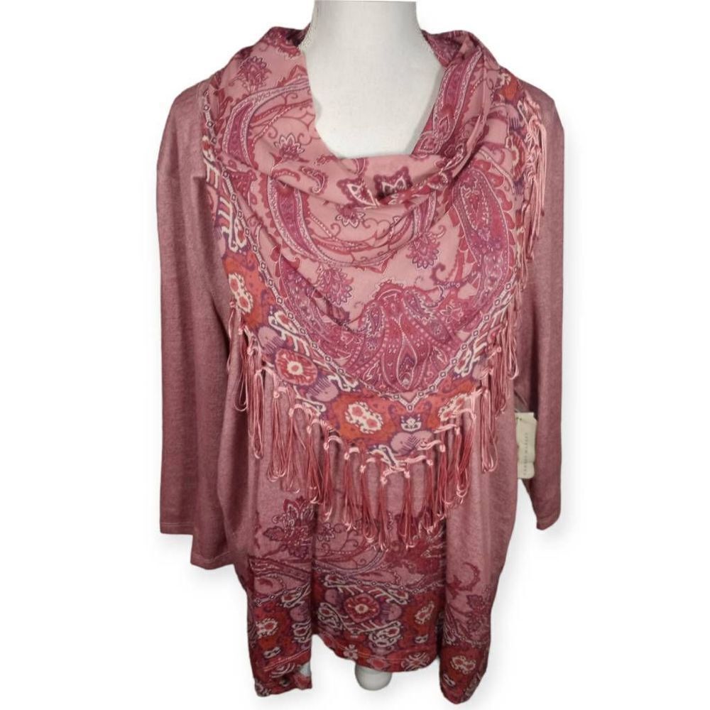 Chic Paisley Women's Blouse In Pink